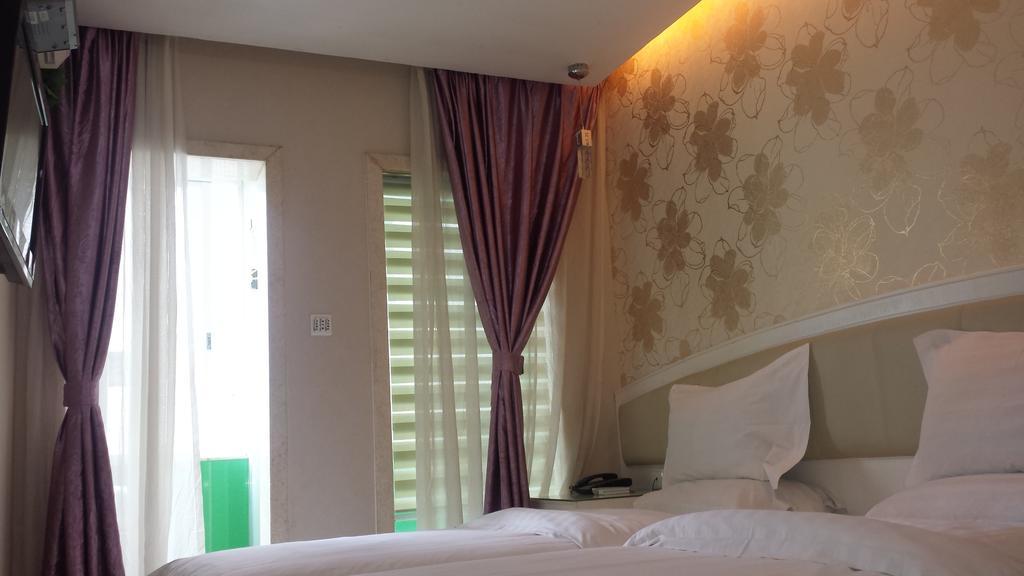 Xinghe Xinfeng Hotel Гуанджоу Екстериор снимка